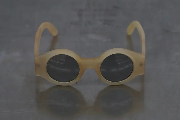 Rigards x UMA WANG joint RG00UW16 series horn wire cutting handmade glasses RG-RG00UW16-HPKQHP amber frame light gray lenses